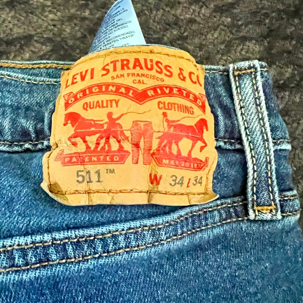 Men’s Levi jeans 511 34x34 wore twice!